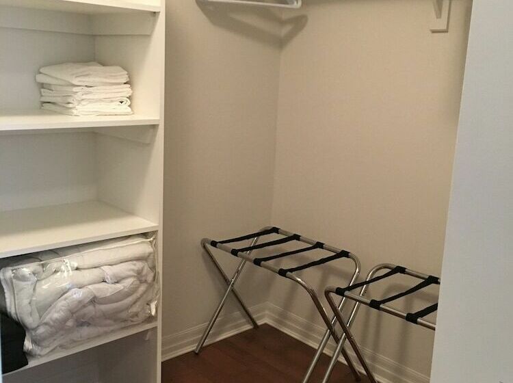 Byward Luxury Suites