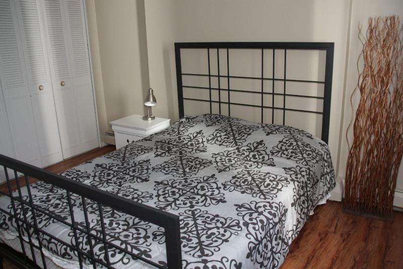 Calgary Core Suites  2 Bdrms