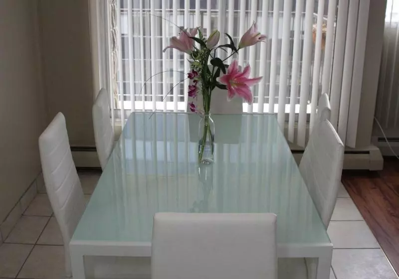 Calgary Core Suites  2 Bdrms