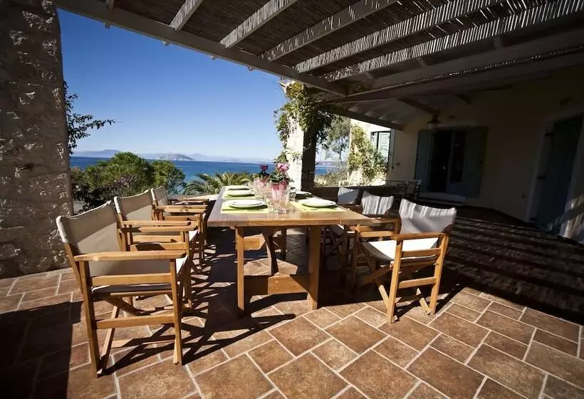 Electra Beachfront Villa