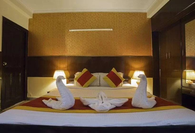 Airport Hotel Olive & Blue