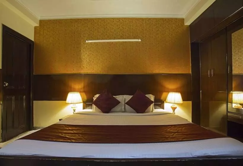 Airport Hotel Olive & Blue