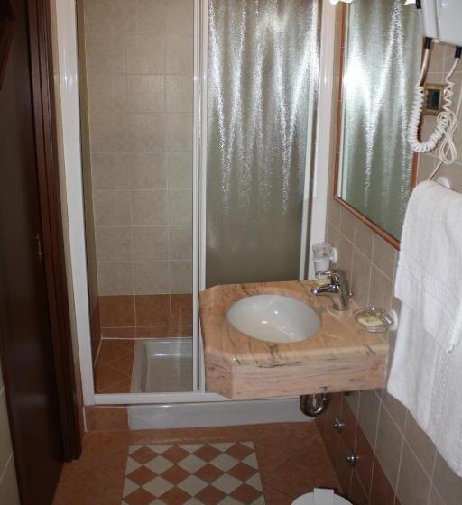 ホテル Albergo Ristorante Punta Dell'est