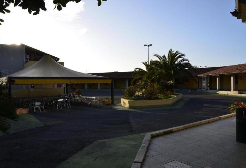 Hotel Complesso L'oasi