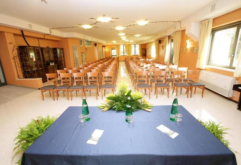 Hotel Complesso L'oasi