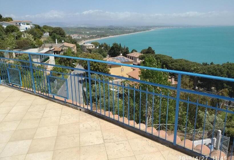 Отель Conca D Oro