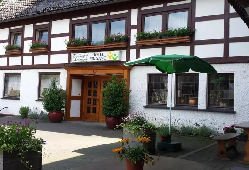 ホテル Gasthof Zwilling