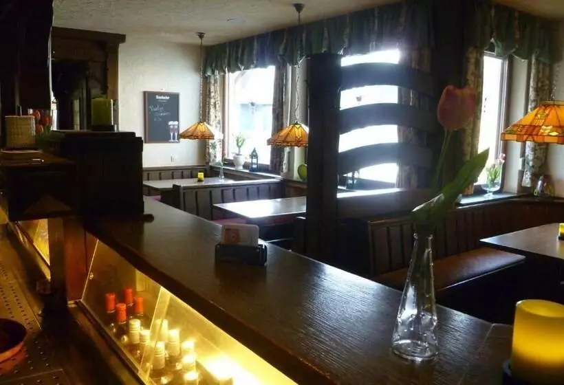 ホテル Gasthof Zwilling