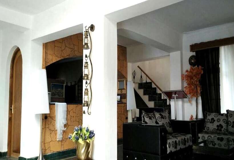 Hotel K2 Continental