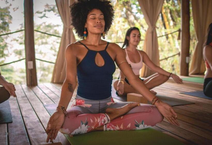 هتل Selina Manuel Antonio Hostel