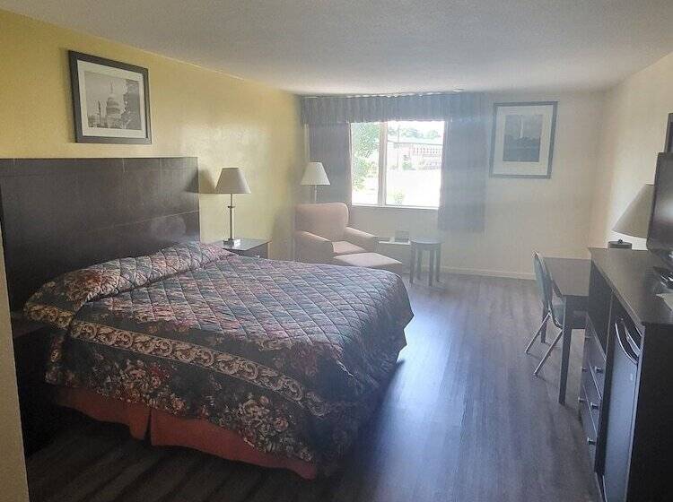 فندق على الطريق America S Inn