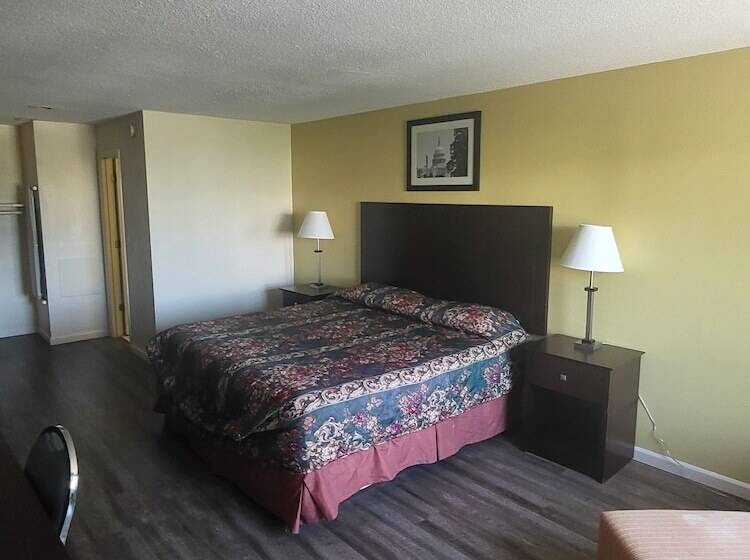 فندق على الطريق America S Inn