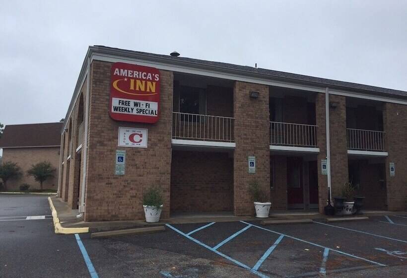 فندق على الطريق America S Inn