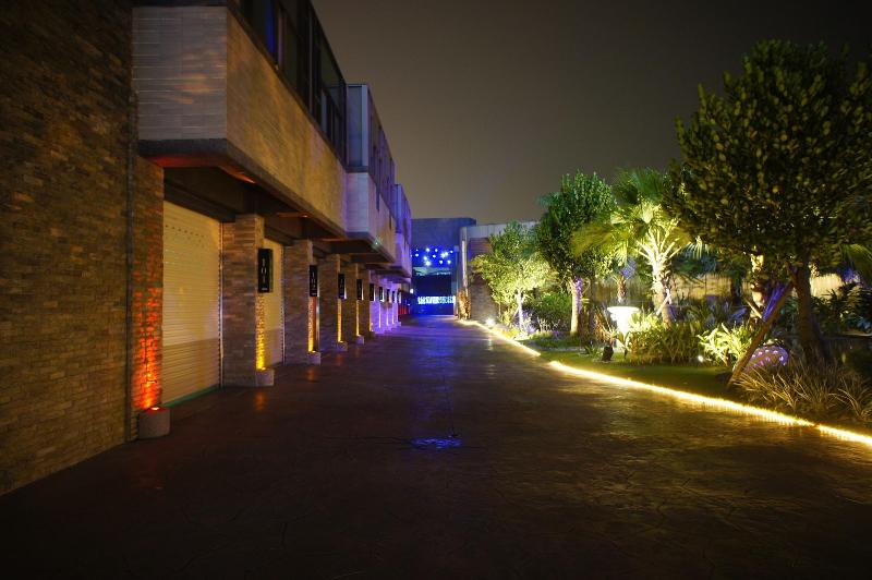 Allur Boutique Motelping Tung Branch