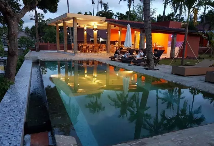 Pebble & Fins Bali Dive Resort