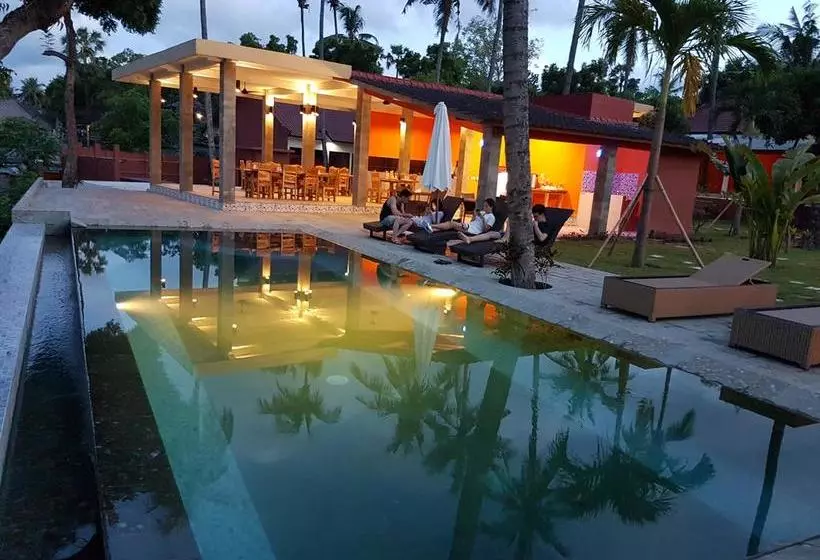 Pebble & Fins Bali Dive Resort