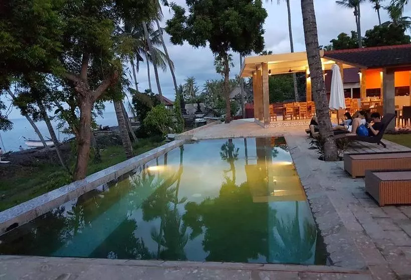 Pebble & Fins Bali Dive Resort