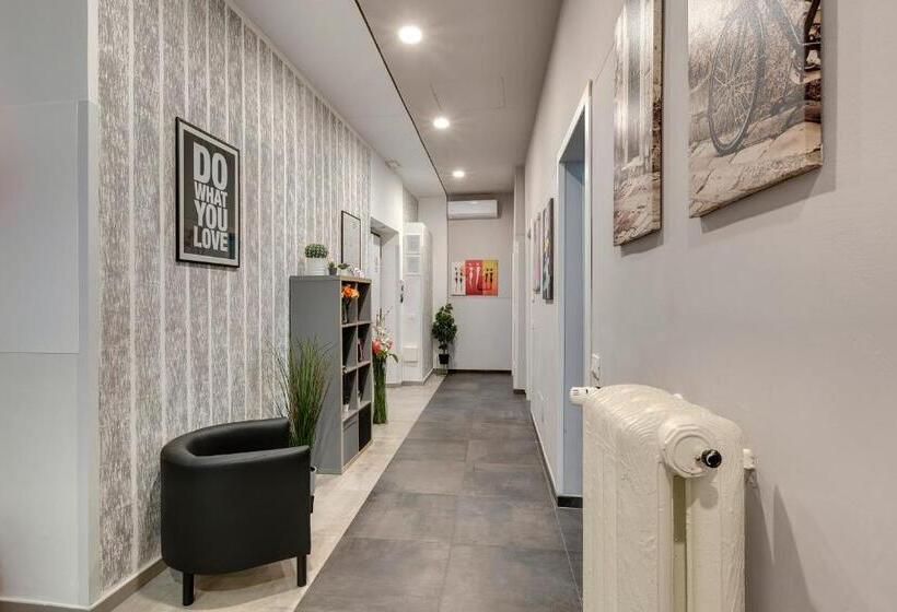 تختخواب و صبحانه Al Consolato   Guest House