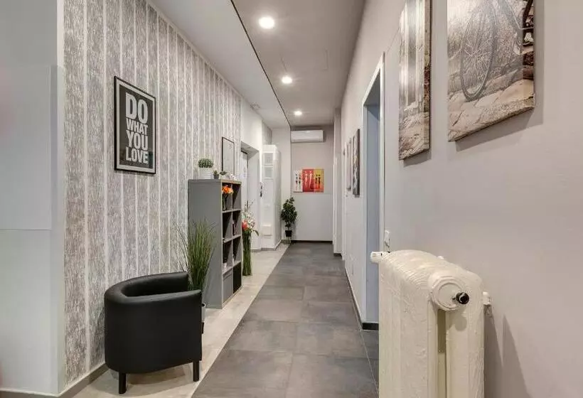 تختخواب و صبحانه Al Consolato   Guest House