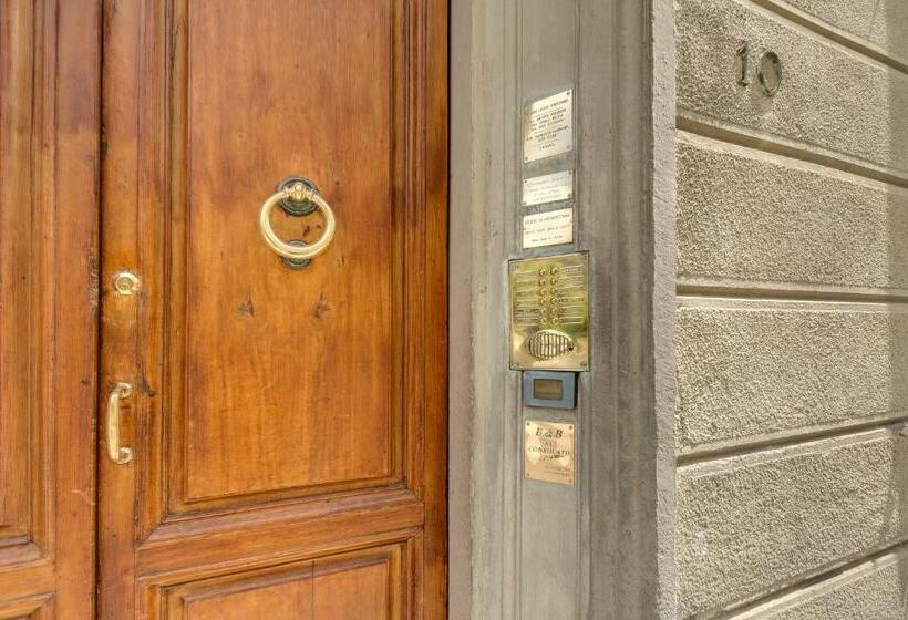 تختخواب و صبحانه Al Consolato   Guest House