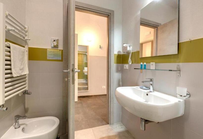 تختخواب و صبحانه Al Consolato   Guest House