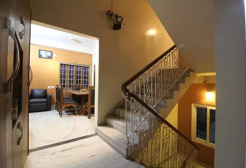 ホテル Anamitra Guest House