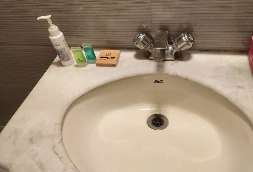 ホテル Anamitra Guest House