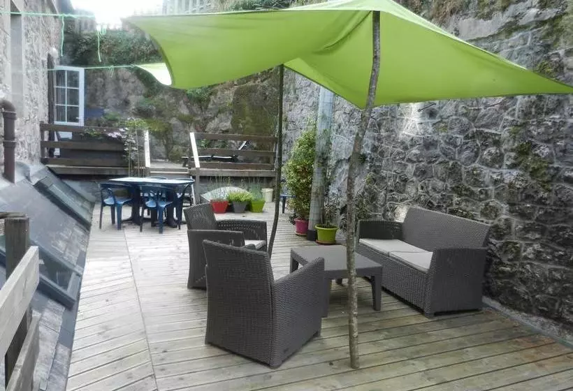 هتل Auberge De La Tradition