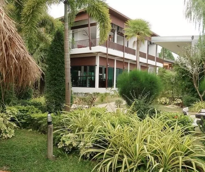 هتل Bora Bora Villa Phuket