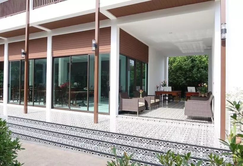 هتل Bora Bora Villa Phuket