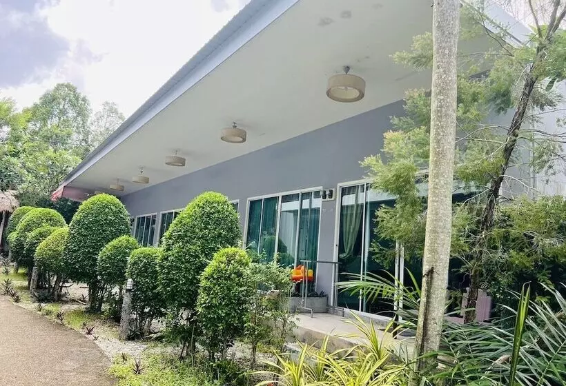 هتل Bora Bora Villa Phuket