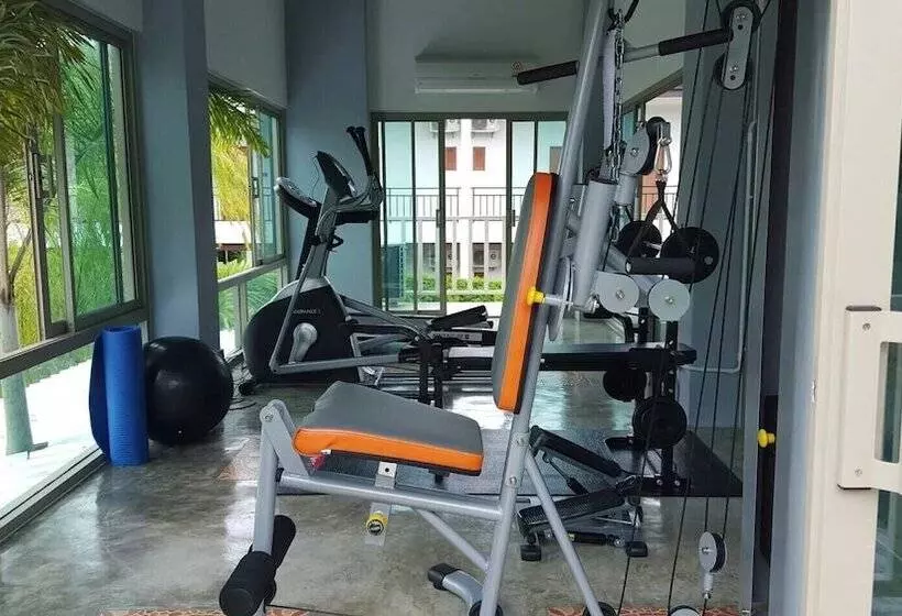 هتل Bora Bora Villa Phuket