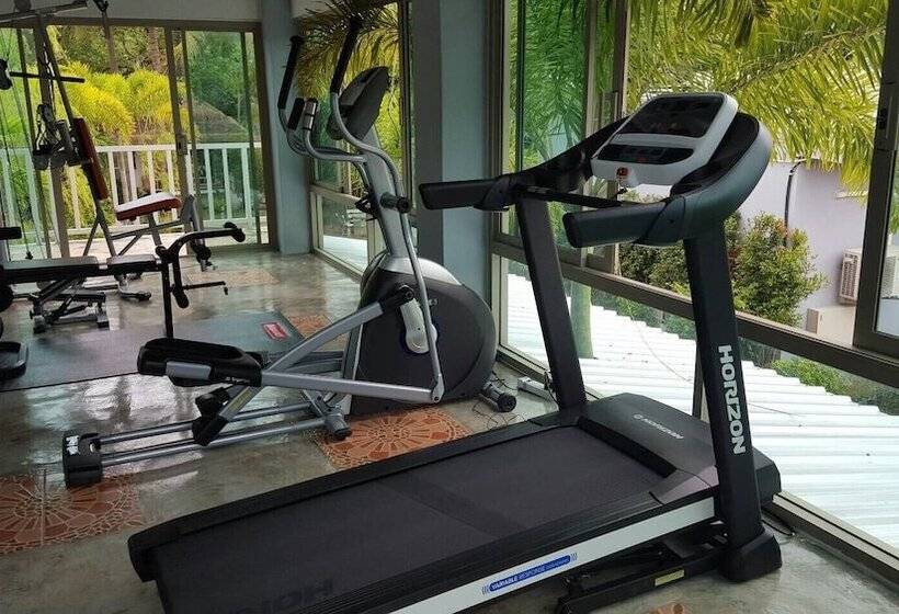 Hotel Bora Bora Villa Phuket