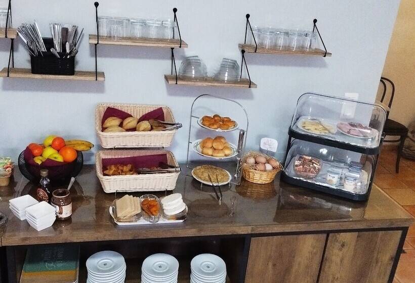 בית מלון כפרי Du Lac