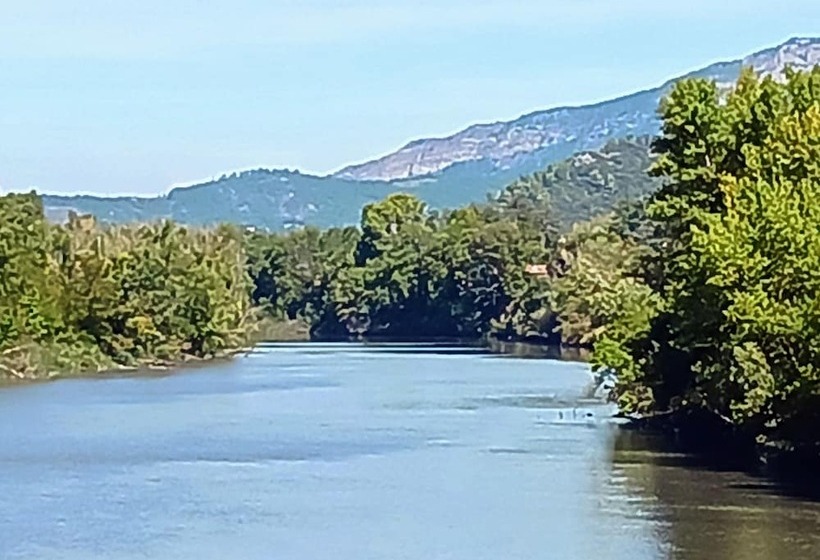 בית מלון כפרי Du Lac