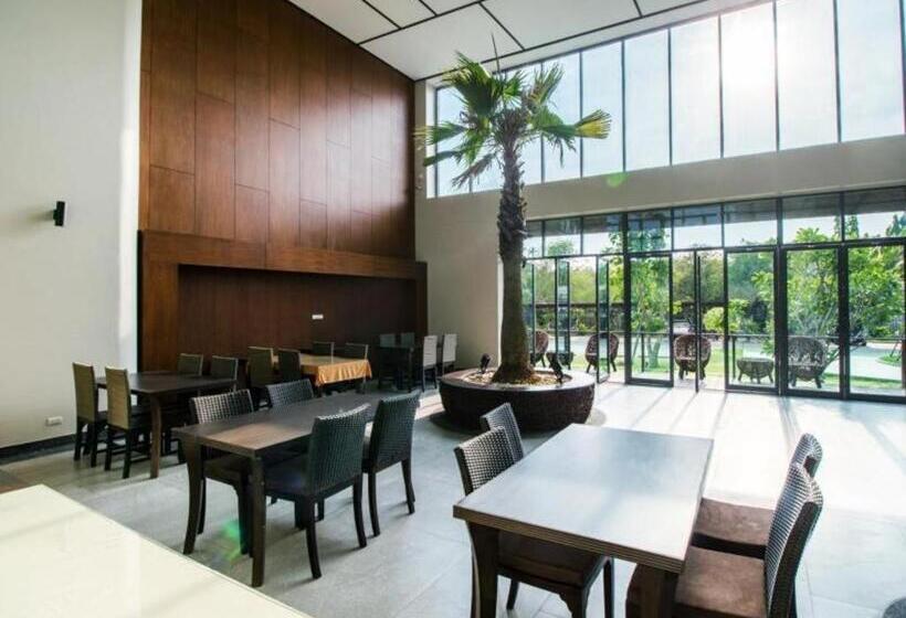 Отель Green Valley Executive Serviced Residence