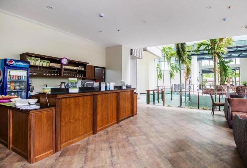 Отель Green Valley Executive Serviced Residence