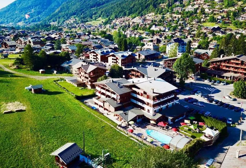 هتل La Clef Des Champs