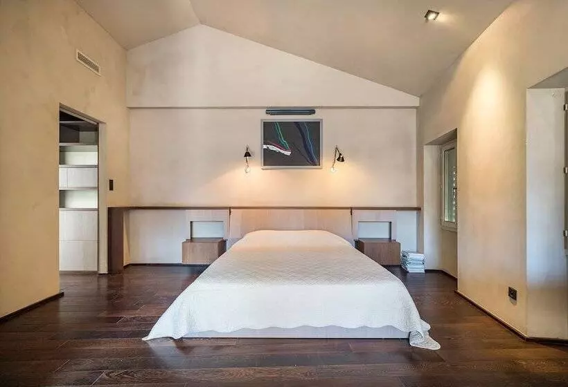 Hotelli La Loge De Mer   Lodge Urbain