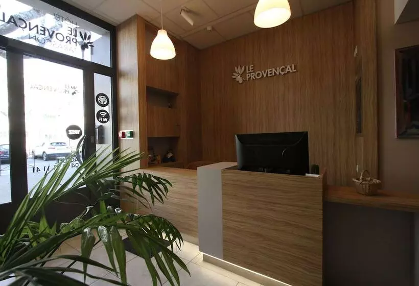 Hotelli Le Provençal
