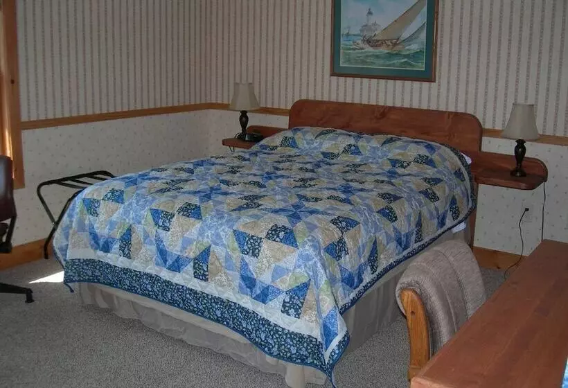 Hotelli Ninemile Point B&b Inn