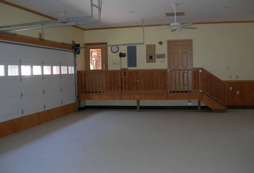 فندق Ninemile Point B&b Inn