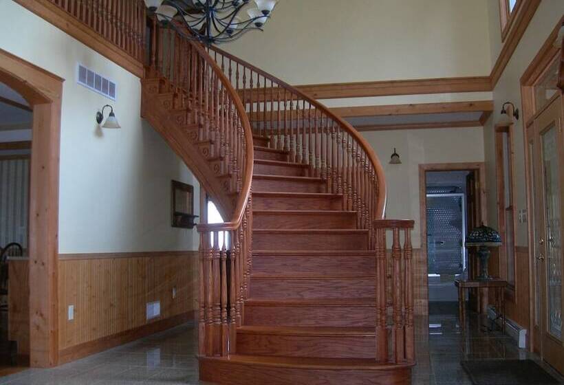 فندق Ninemile Point B&b Inn