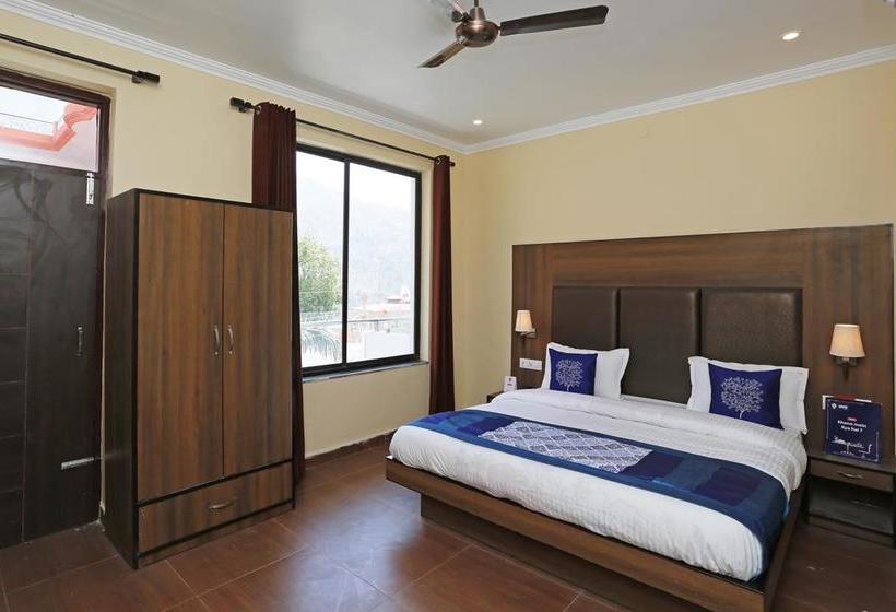 هتل Oyo 8905 Tapastali