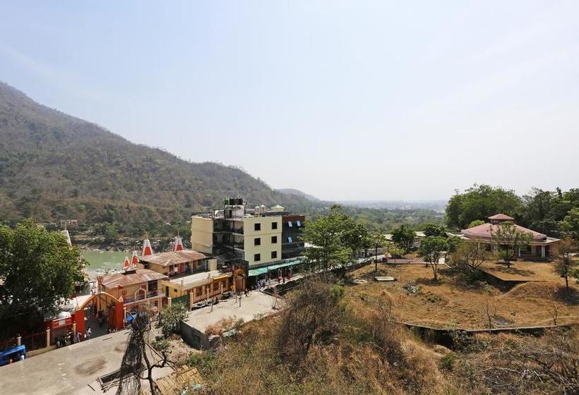 هتل Oyo 8905 Tapastali