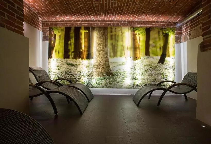 ホテル Polanka Conference Center