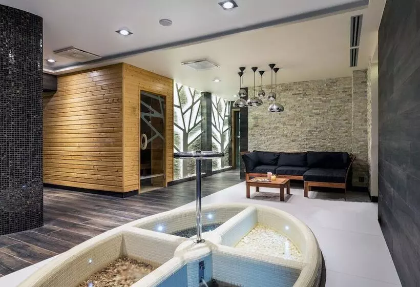ホテル Villa Buki Pokoje & Spa