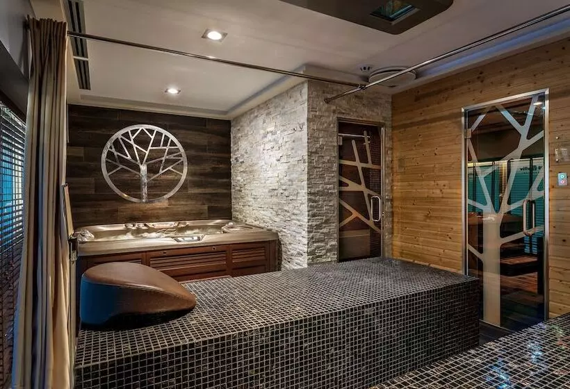 ホテル Villa Buki Pokoje & Spa