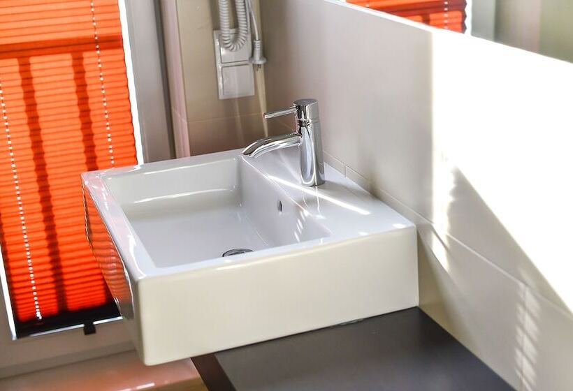 ホテル Villa Buki Pokoje & Spa