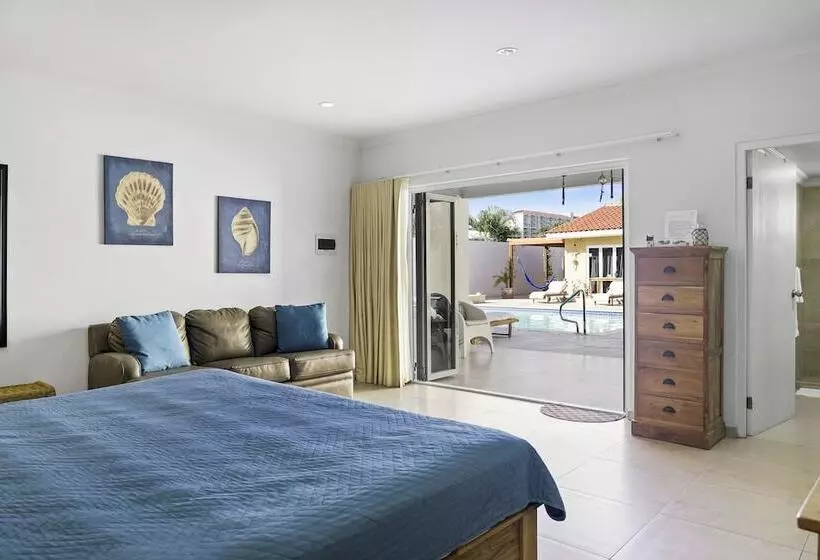 Arubas Bakval Suites